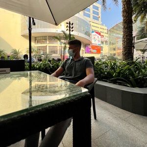 Meet your Posher, Yash